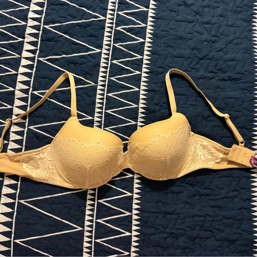 Adore Me Cream Bra Intimates & Sleepwear